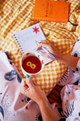 Eleanor’s Tips for Journaling and Practicing Gratitude: Your 5-Minute Morning Routine